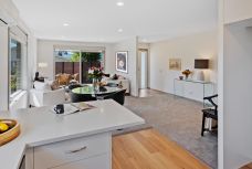 035_Open2view_ID911926-33A_Clydesdale_Avenue (Large)